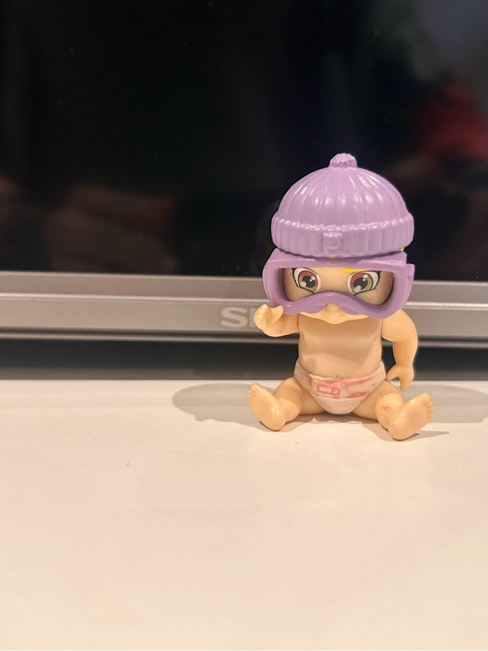 Baby surprise series 1 #6 figure